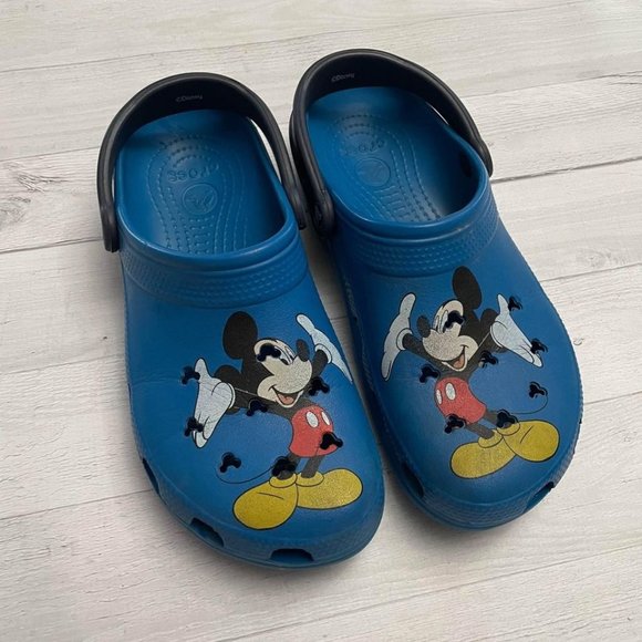 CROCS Other - disney mickey mouse crocs mens 9/‎ womens 11